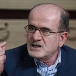 کشورراازجیب مردم ،گران اداره می کنیم