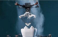 پهپادها در میانه زمین و هوا بهم کمک می کنند!